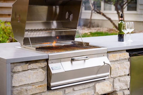 SC01C charcoal grill