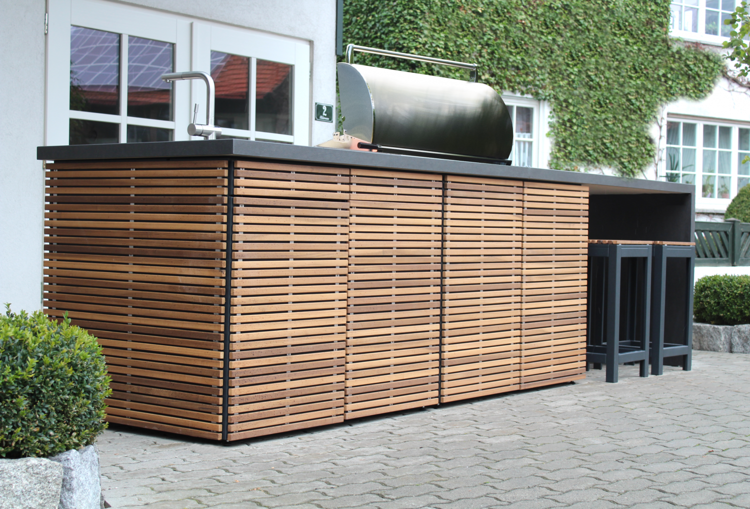 CUNIC Modular Outdoor Kitchen