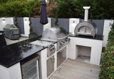 Modern Outdoor Kitchen with Pizza Oven